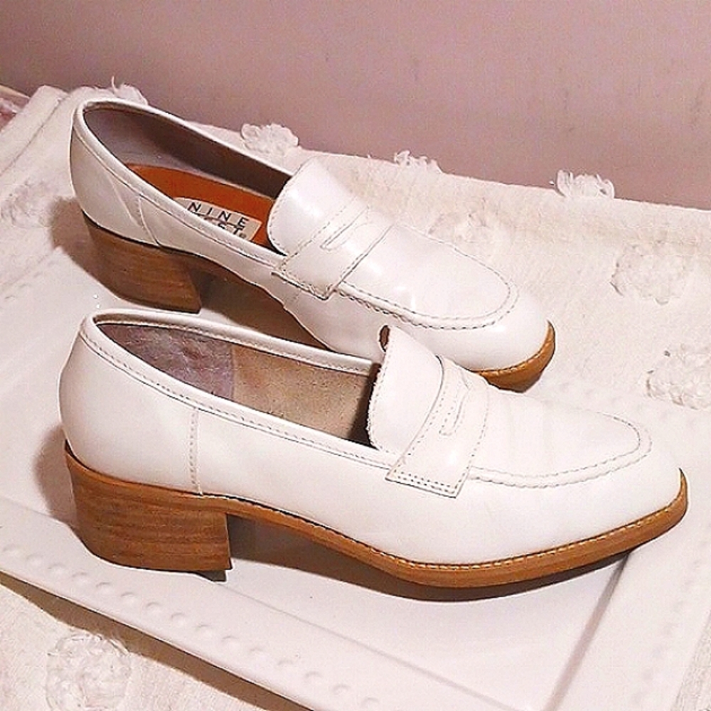 Nine West Kimmy3 White Leather Loafers  9.5